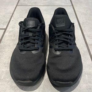 In Season TR 8 Black/Black/Black | Womens Nike Training size 6.5